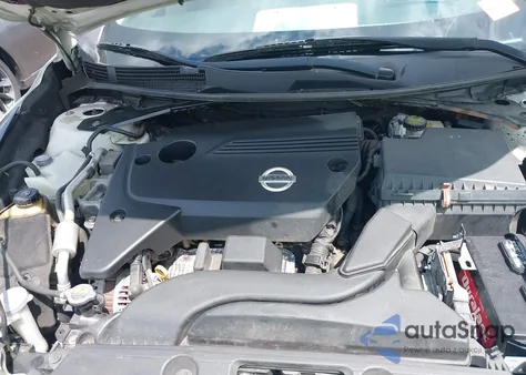 2015 Nissan Altima 2.5 S z USA, uszkodzony, nr VIN 1N4AL3AP1FN367872